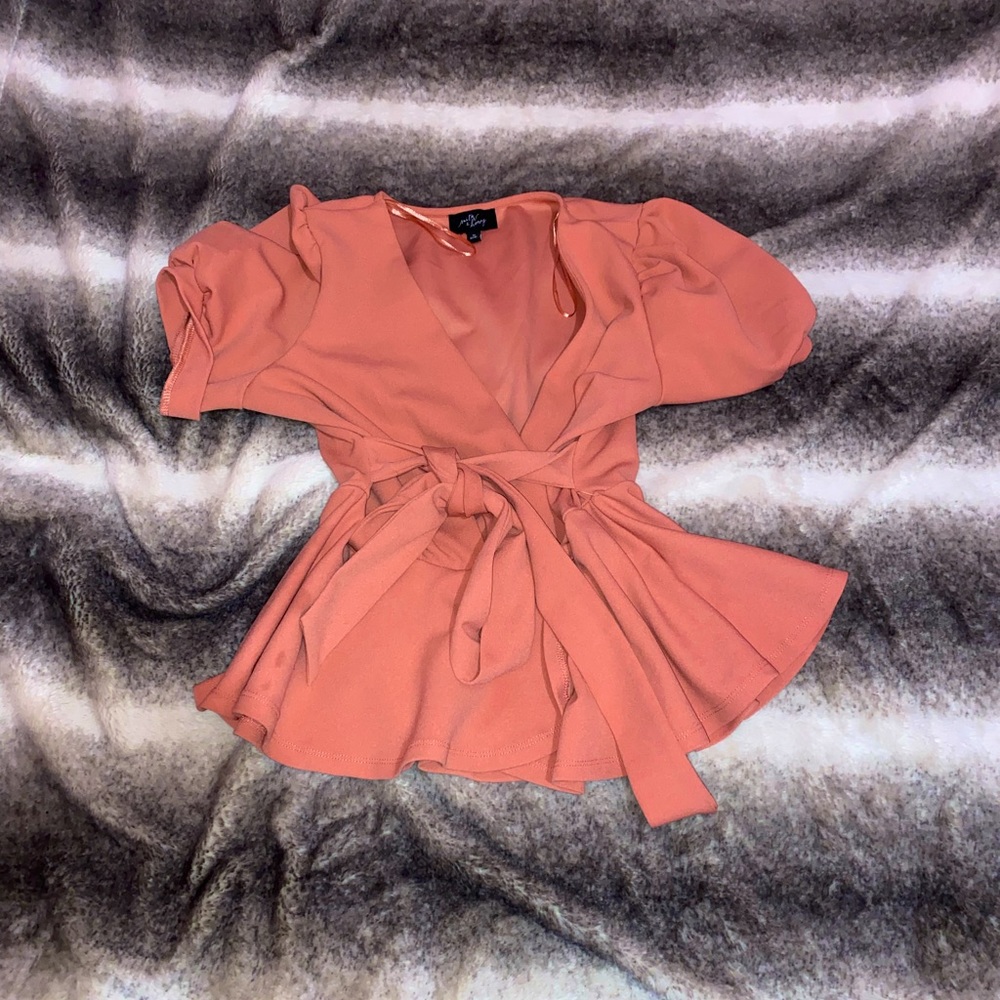 Coral pink, from milk & honey in a medium size